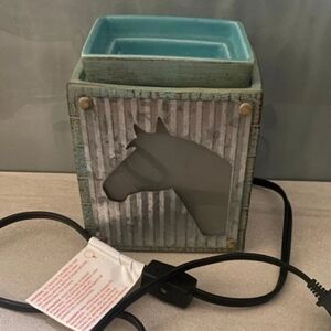 Scentsy unbridled